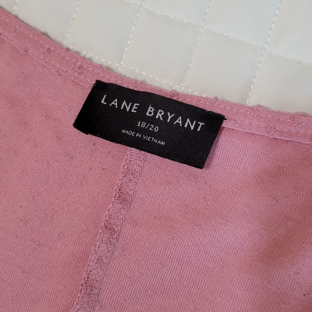 Lane Bryant Pink V-Neck blouse, Sz 18/20, GUC - Picture 4 of 8